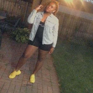 Meet your Posher, Lekayla